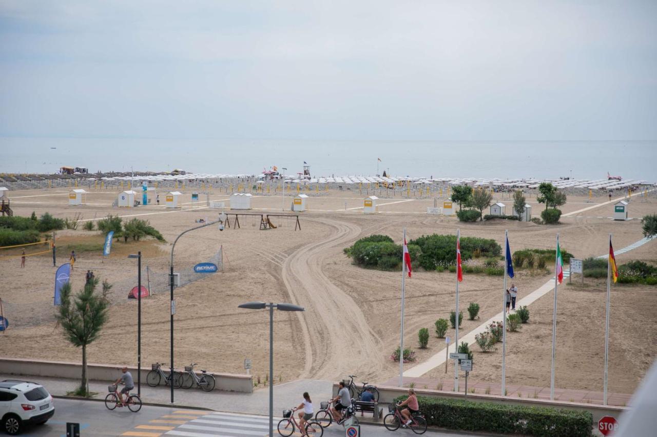 Hotel Benvenuto Caorle Exterior foto